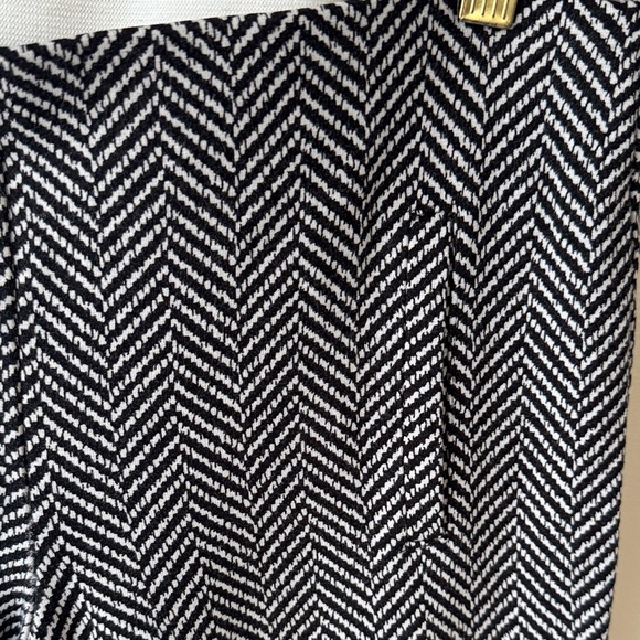 Bundle of Black and Gray Women's Pants & New black 1/4 Zip Top - Picture 3 of 16